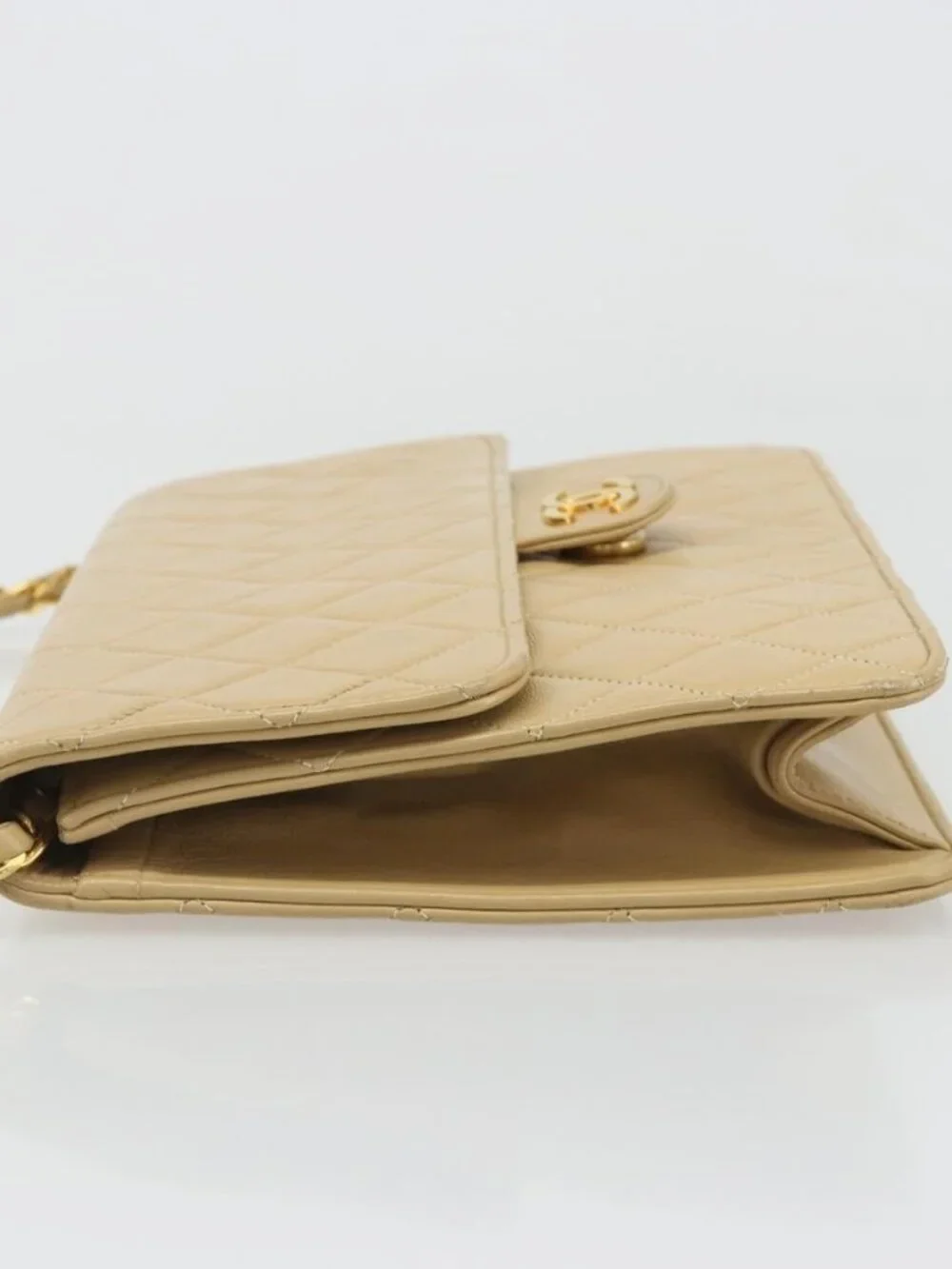 CHANEL Matelasse Chain Shoulder Bag Lamb Skin Beige Gold CC Auth 187257